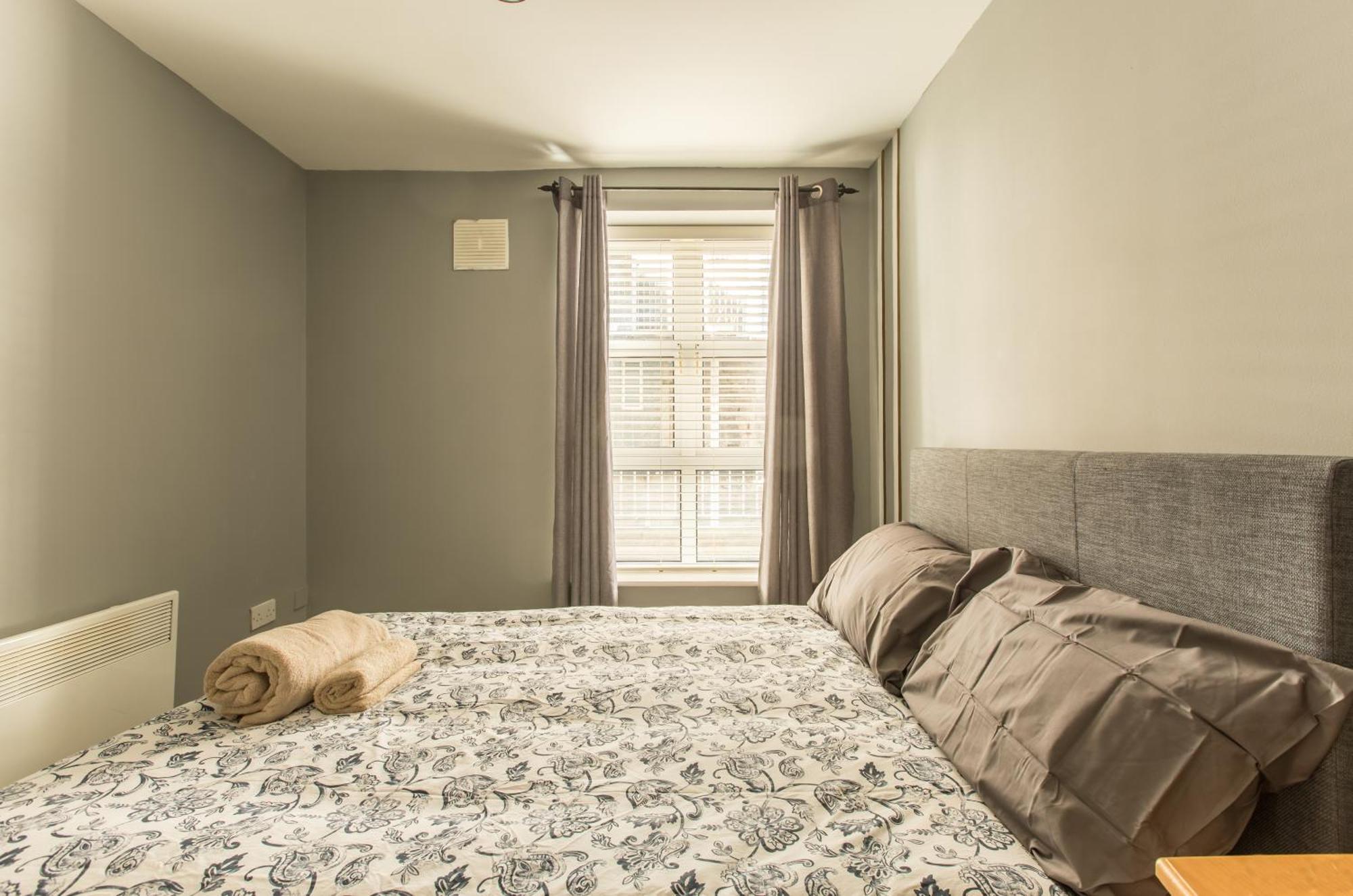 Modern Elegant Central Apt With Parking Dublin Buitenkant foto